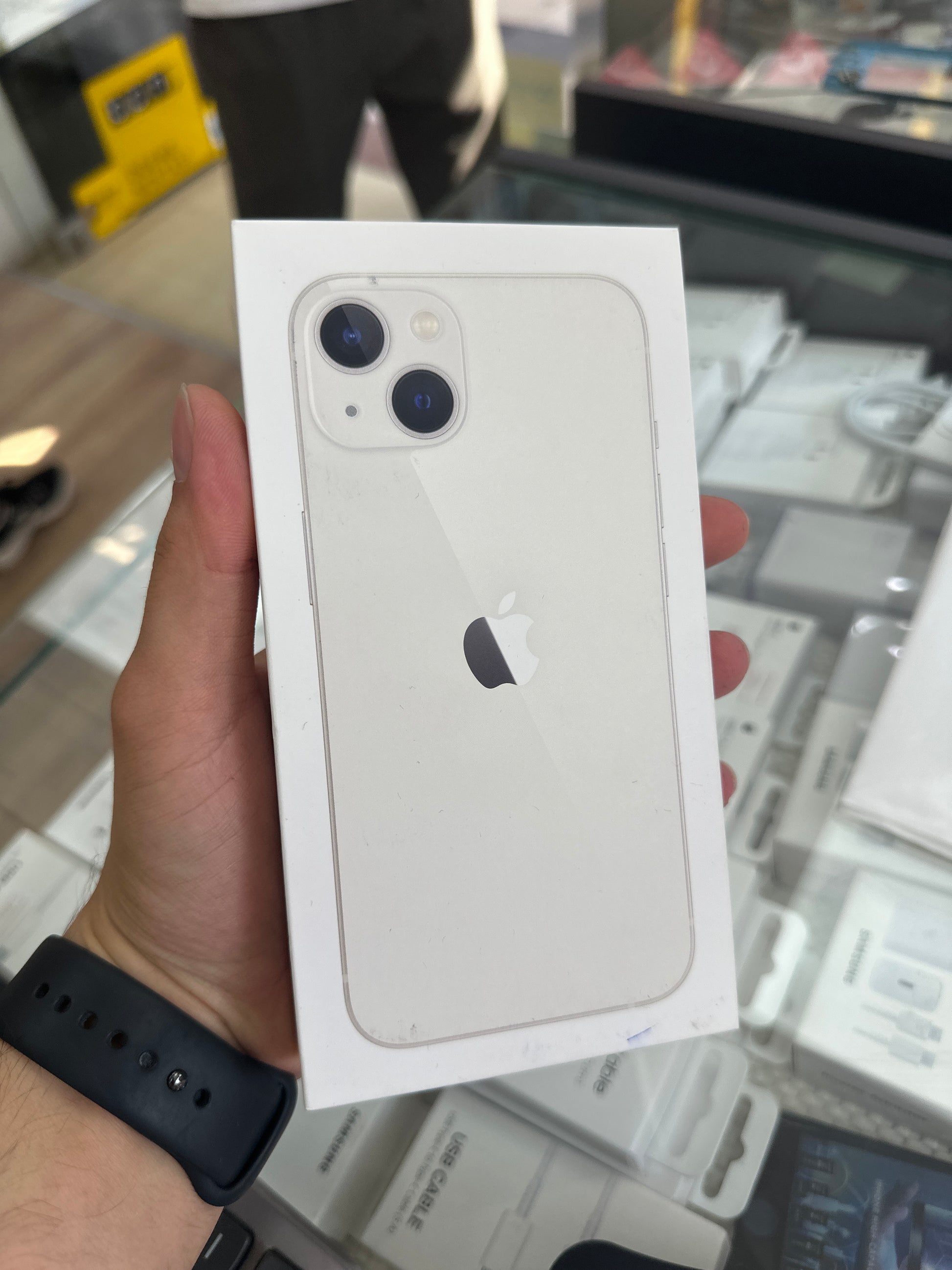 İPHONE 13