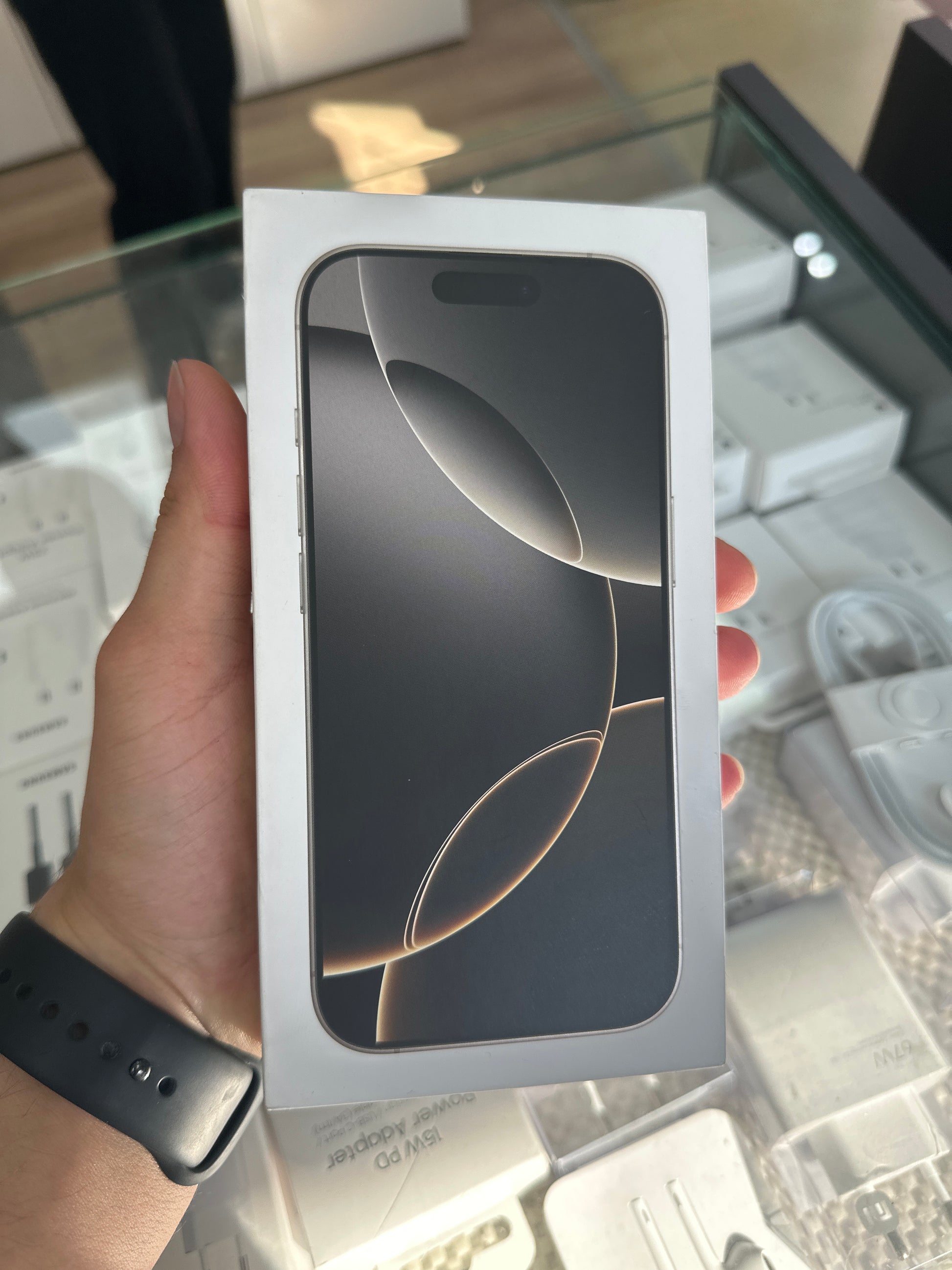İPHONE 16 PRO