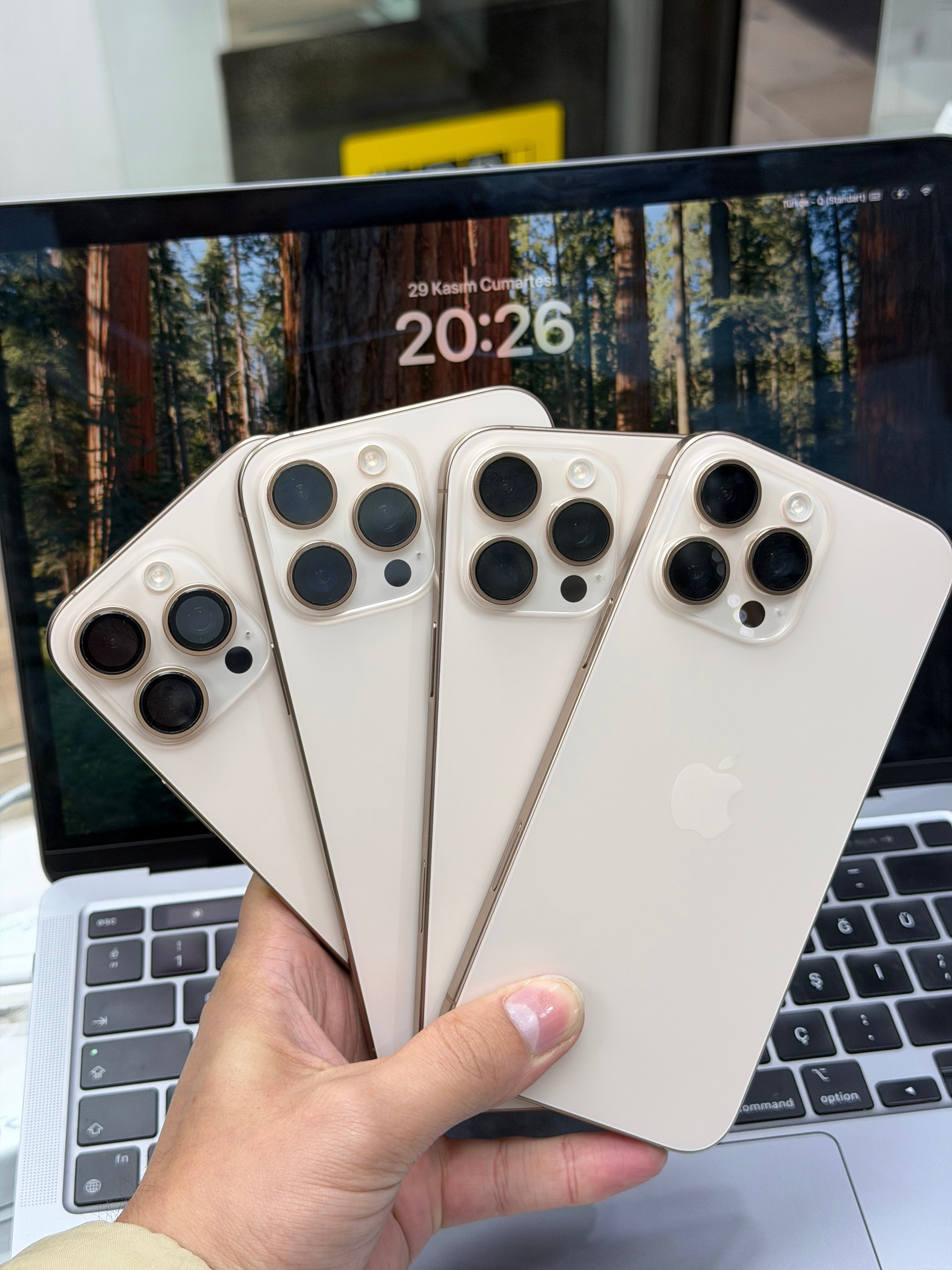 İPHONE 16 PRO MAX 256GB